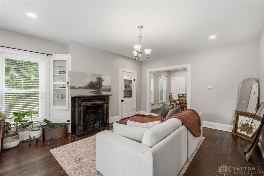311 E Silver Street