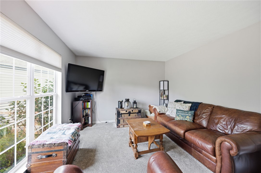 109 Maple Avenue