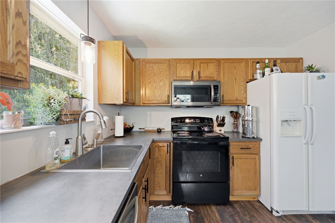 109 Maple Avenue