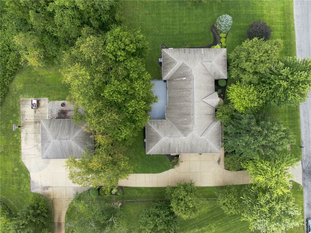 2338 Pointview Court