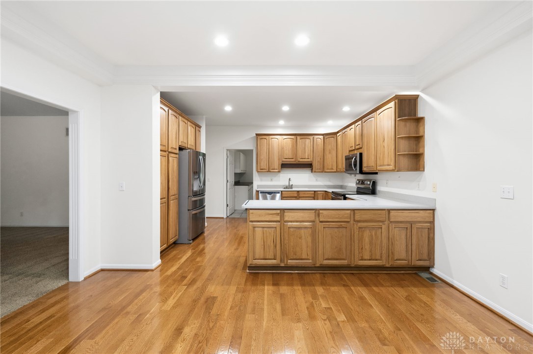 2338 Pointview Court