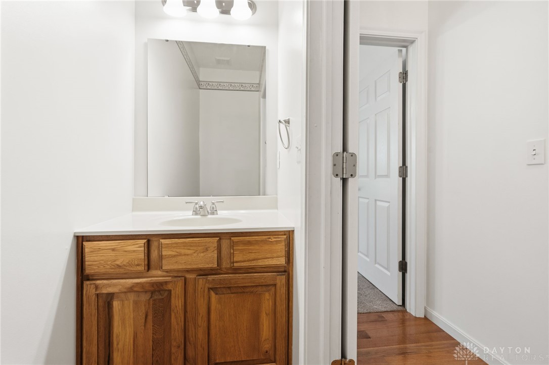 2338 Pointview Court