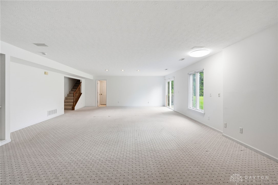 2338 Pointview Court