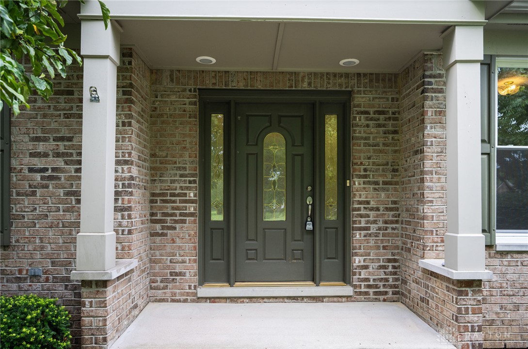 2338 Pointview Court