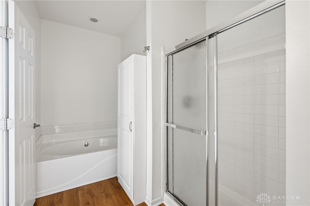 2338 Pointview Court