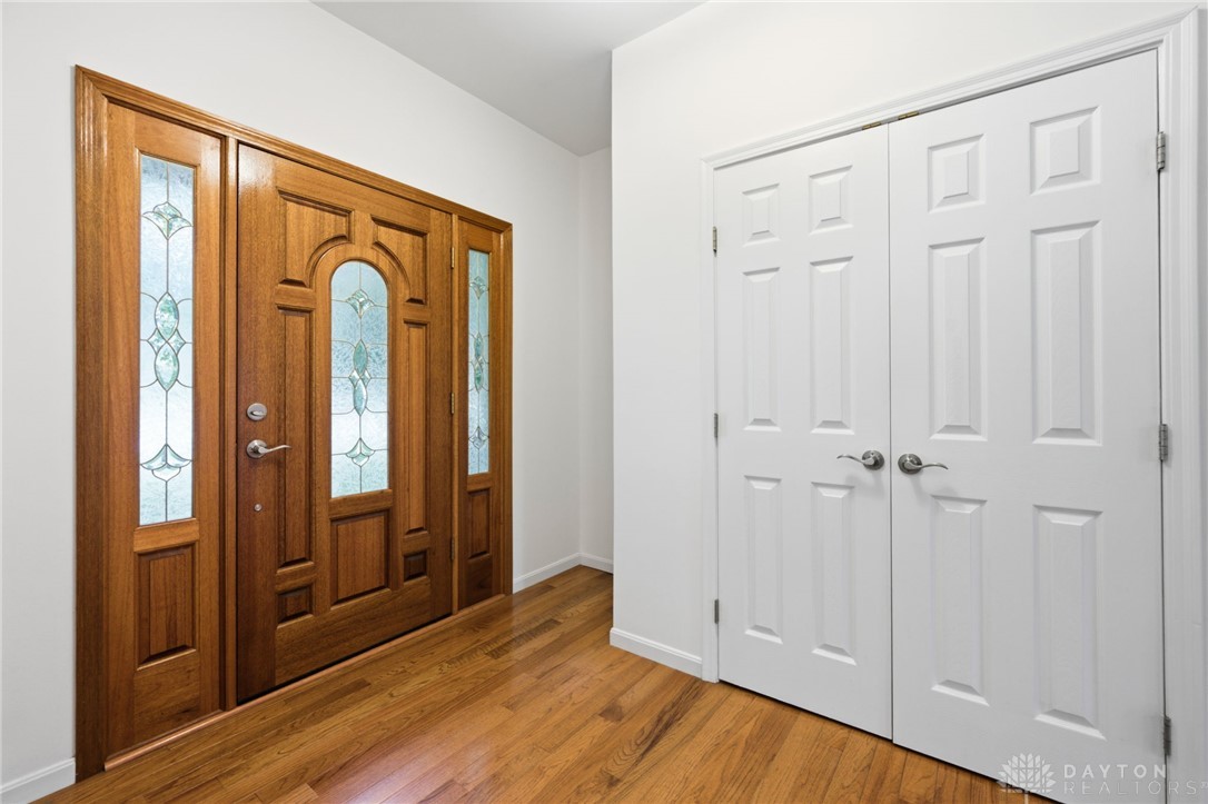 2338 Pointview Court