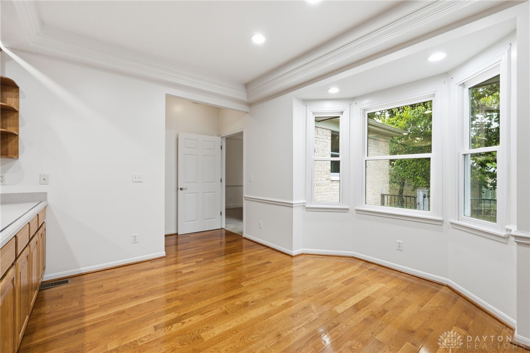 2338 Pointview Court