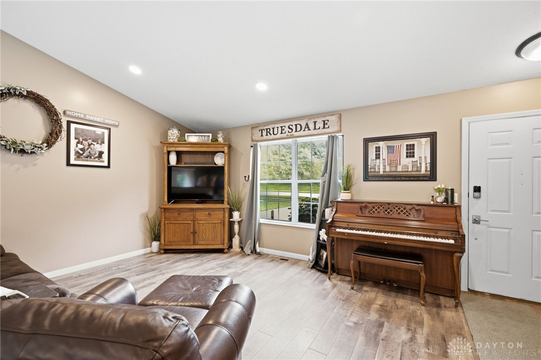 1567 Tollgate Court