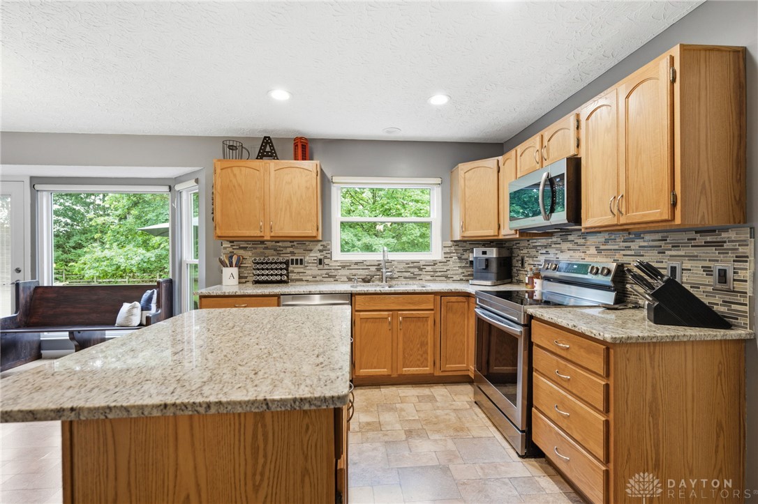 927 Grandstone Court