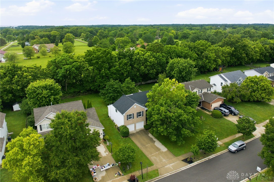 927 Grandstone Court