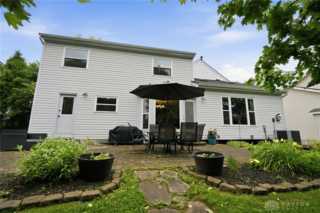 927 Grandstone Court