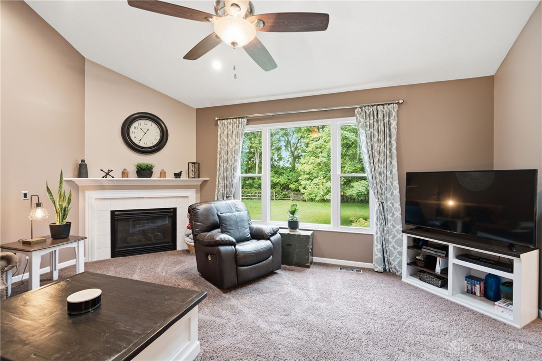 927 Grandstone Court