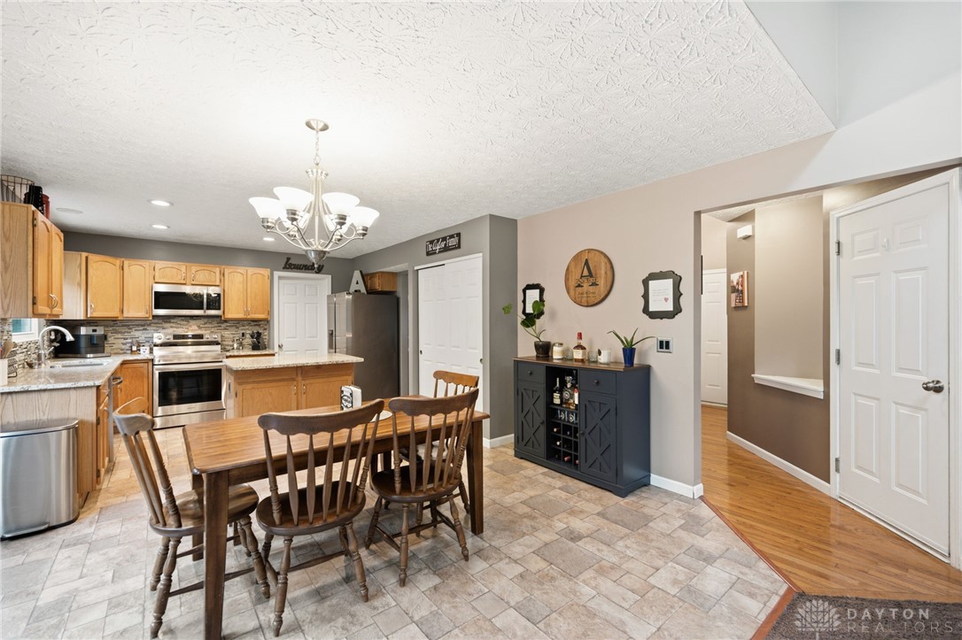 927 Grandstone Court