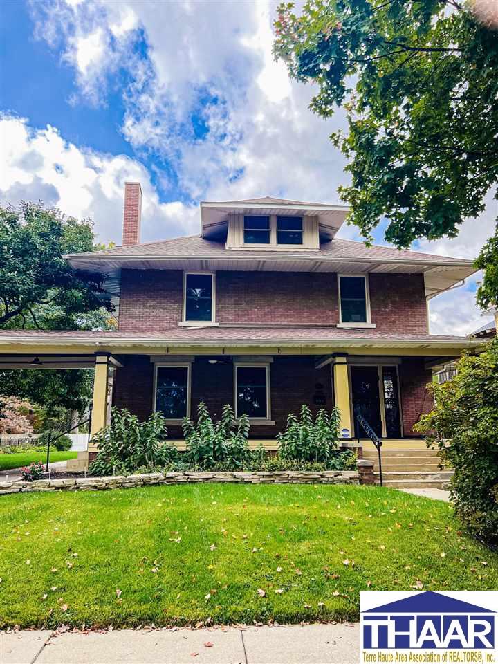 2220 N 10th Street