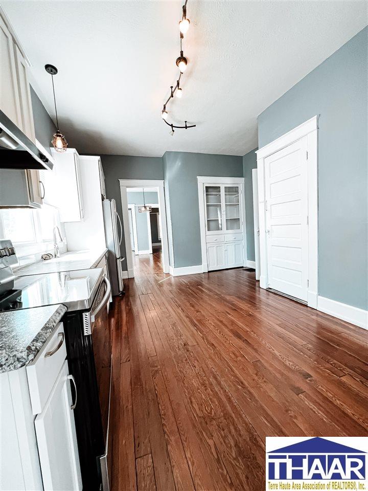 21 N Fruitridge