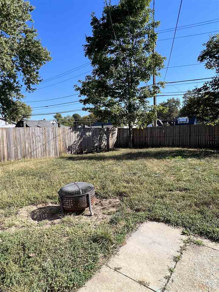 21 N Fruitridge