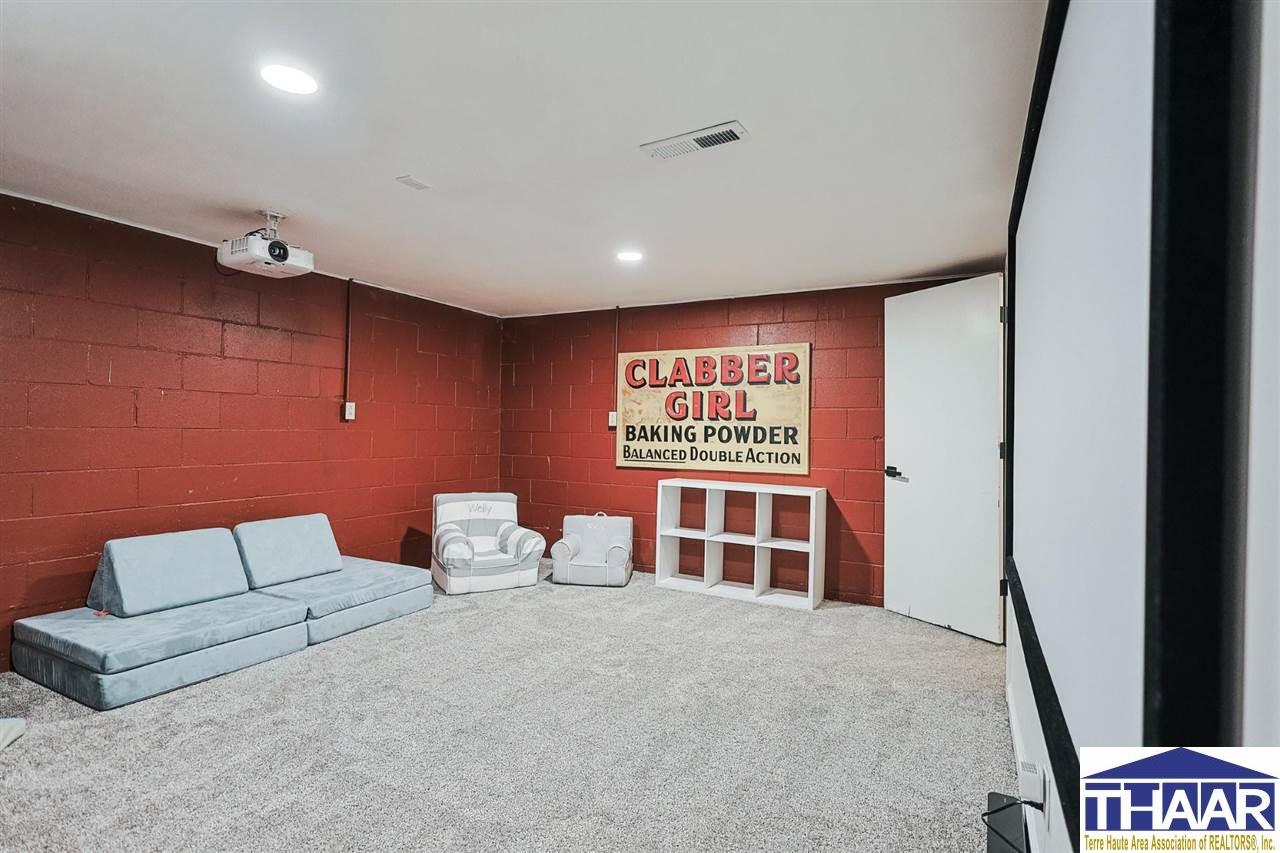 100 Circle Drive