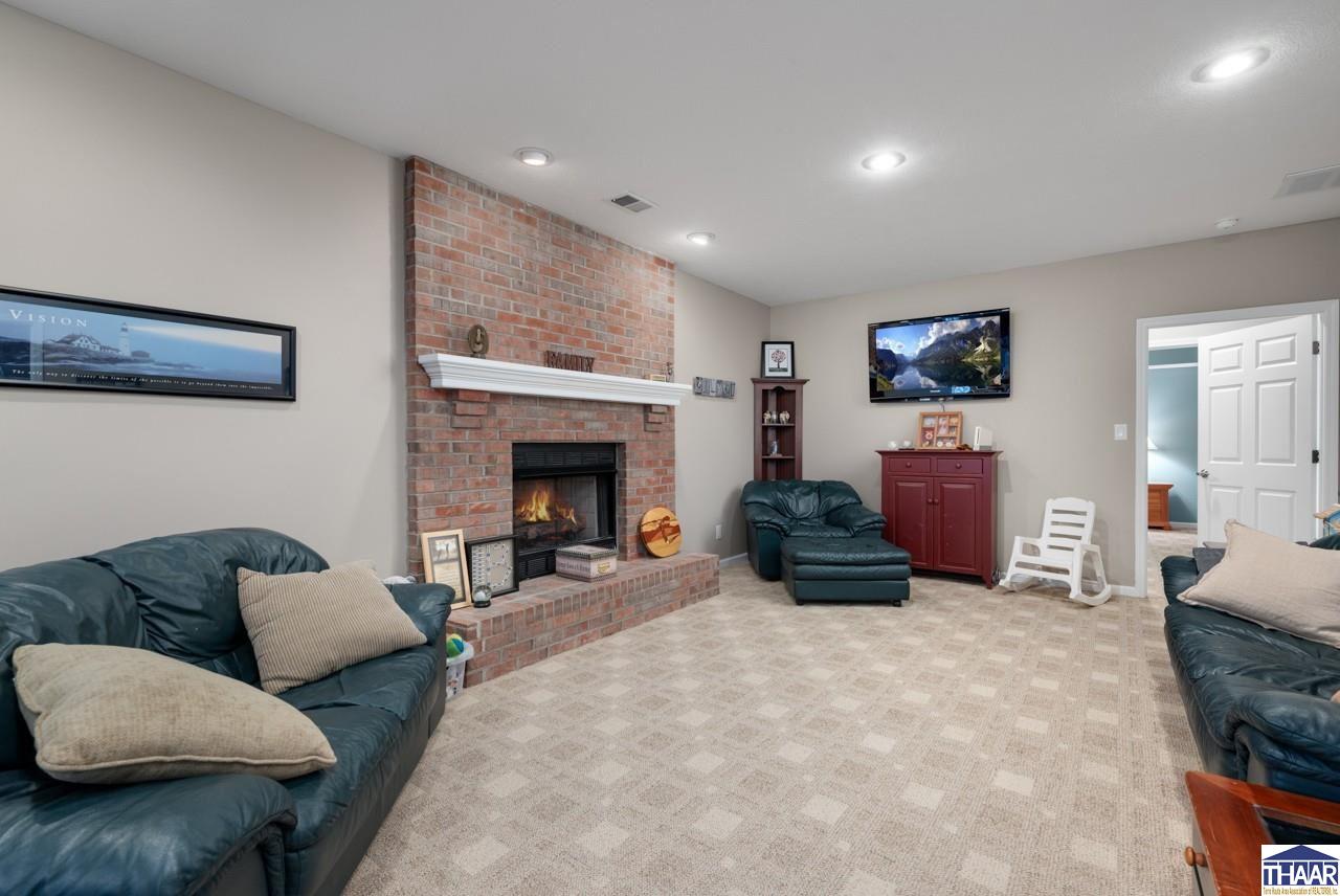 5576 and 5592 Idle Creek Lane