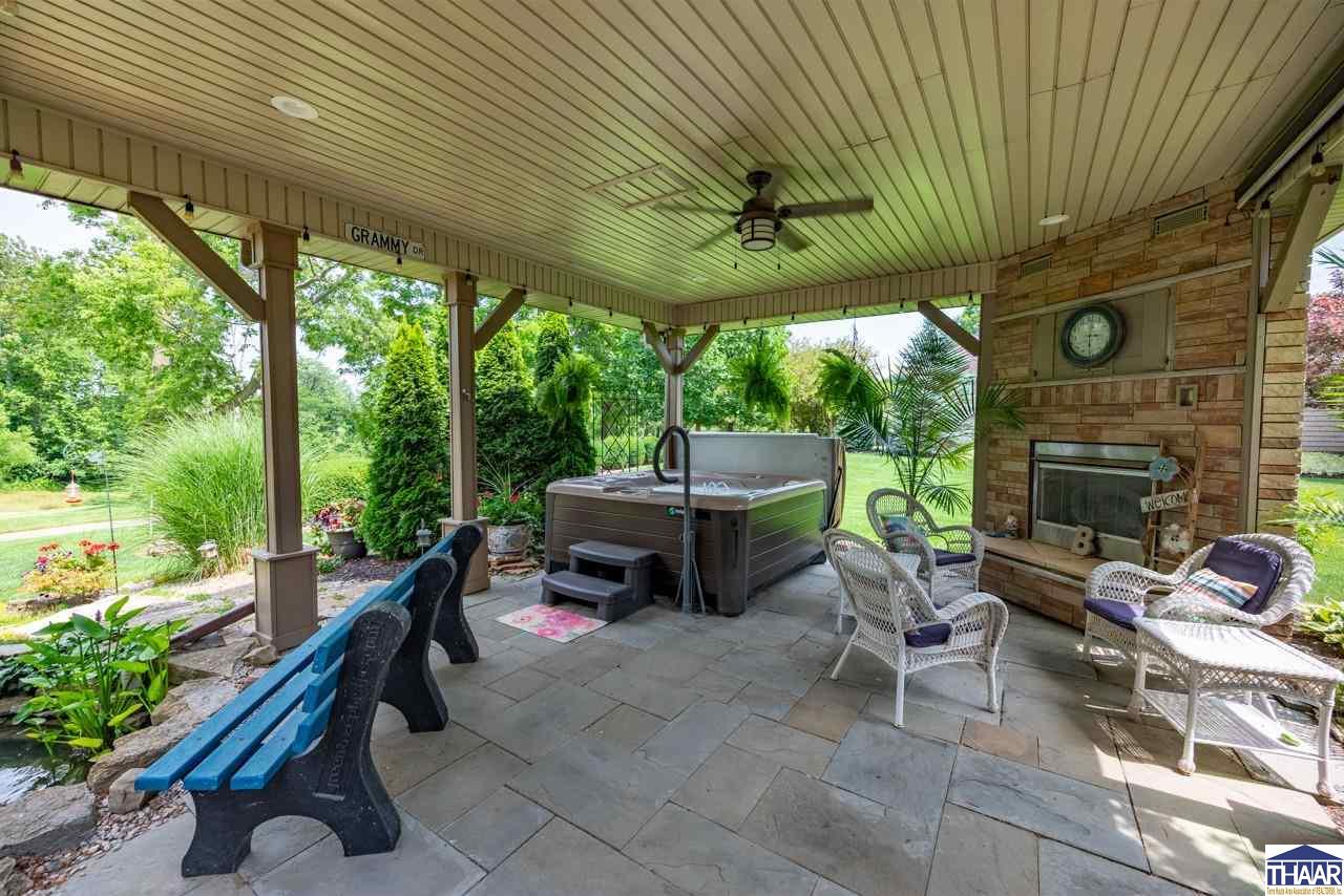 5576 and 5592 Idle Creek Lane