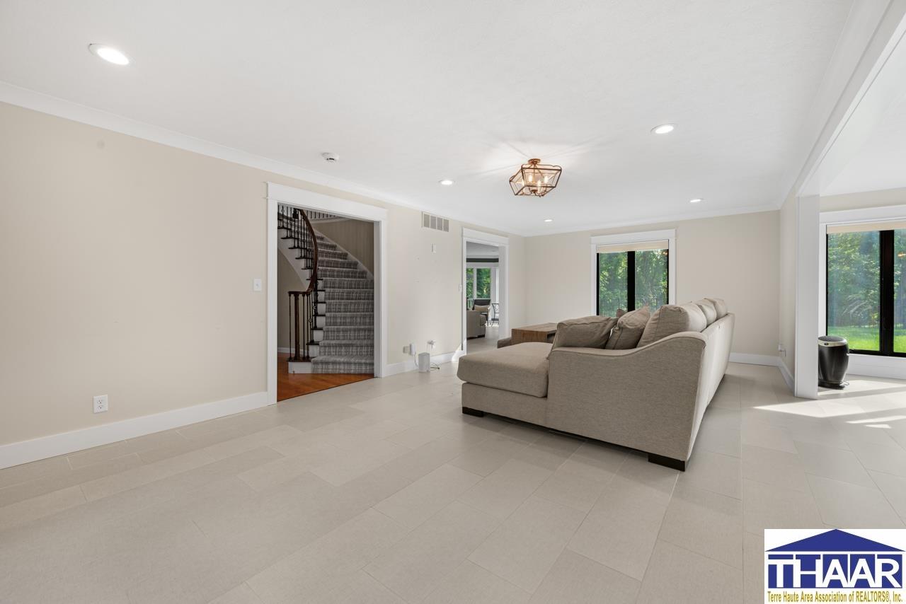 605 Putter Point Court