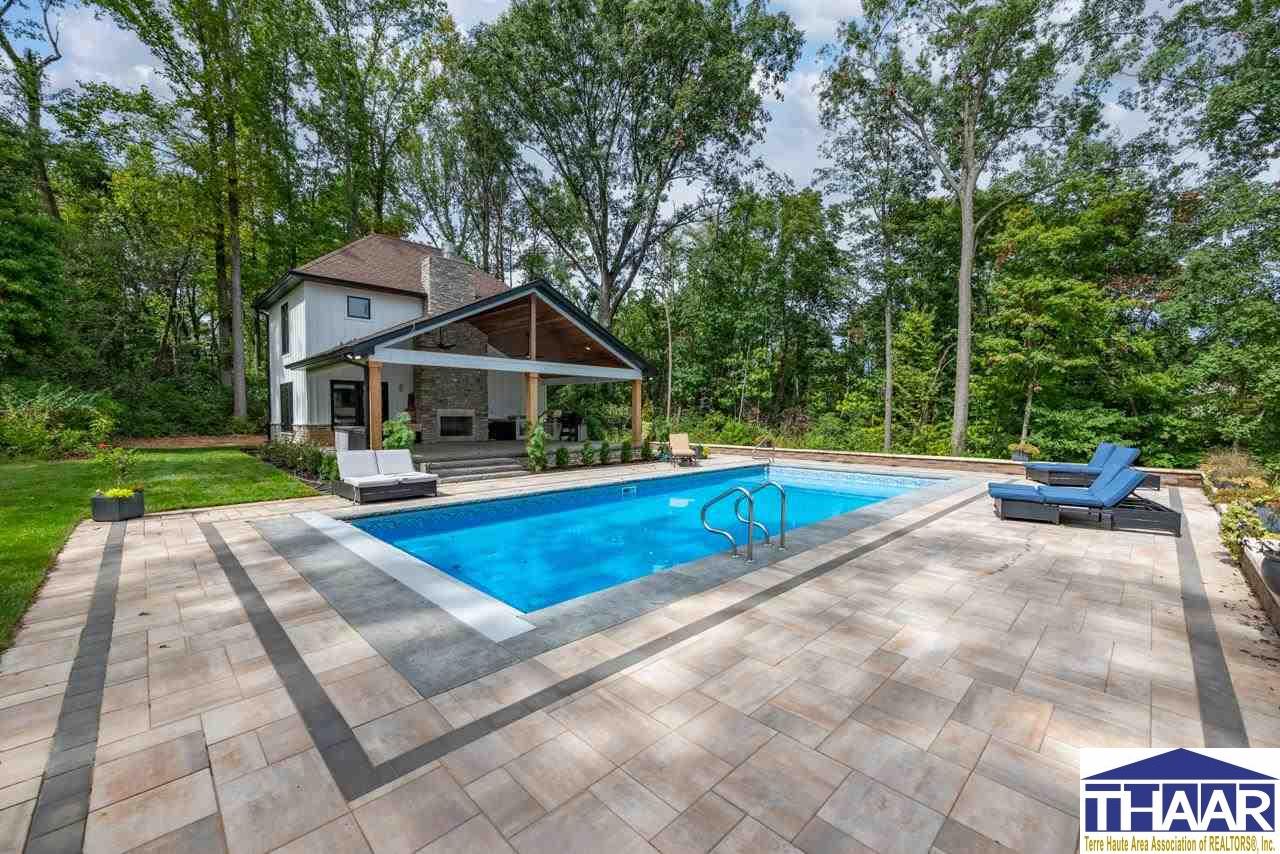 605 Putter Point Court