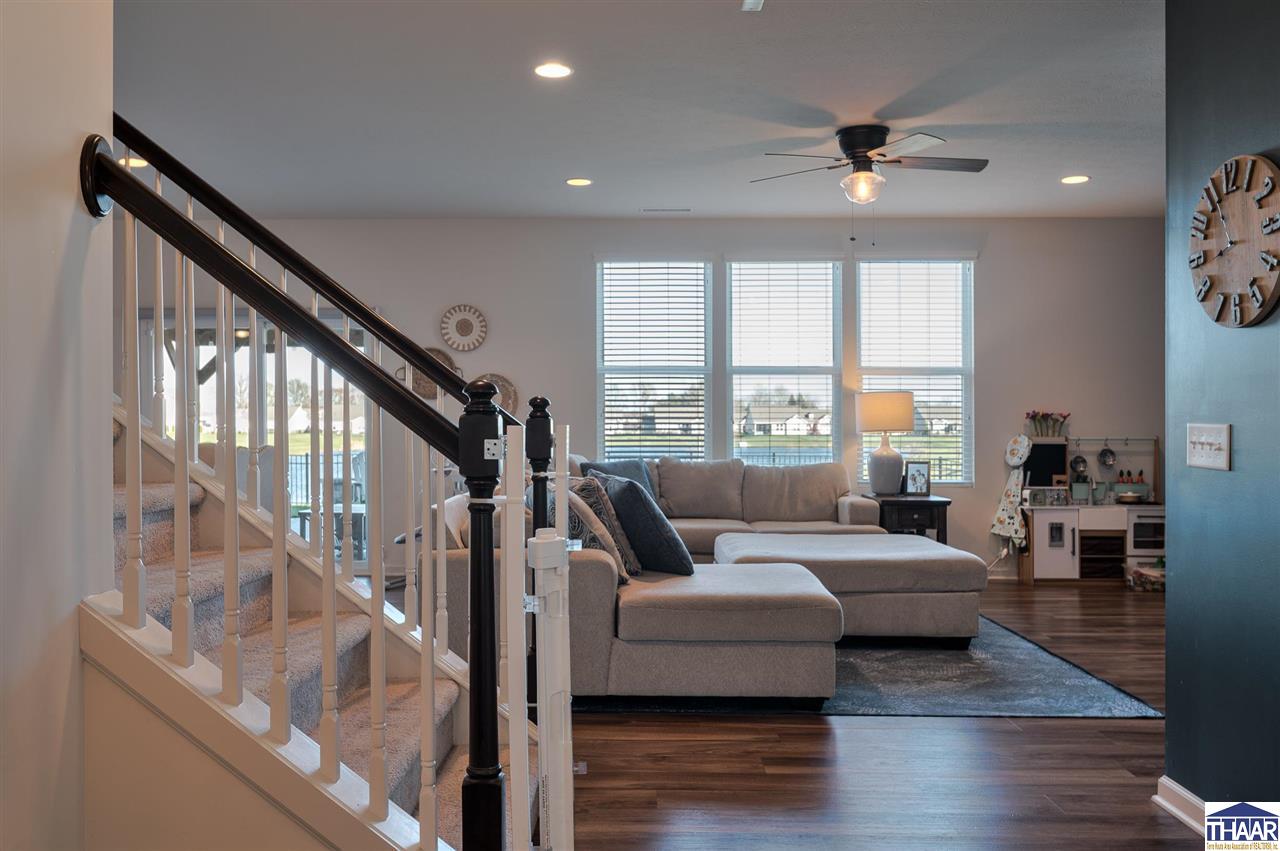 6643 Mangrove Drive