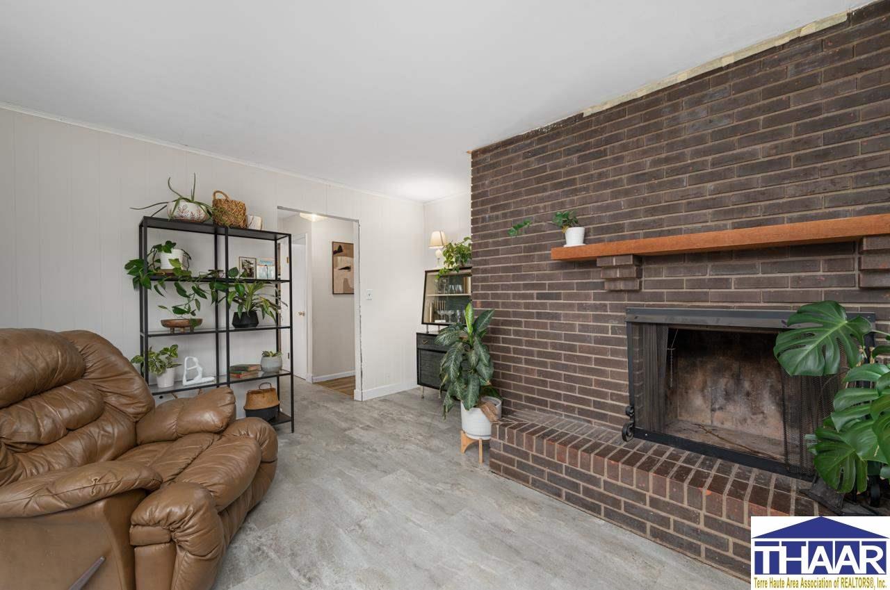 6074 Planett Road