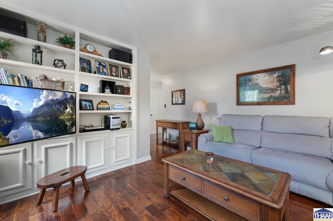 45 Waycross Court