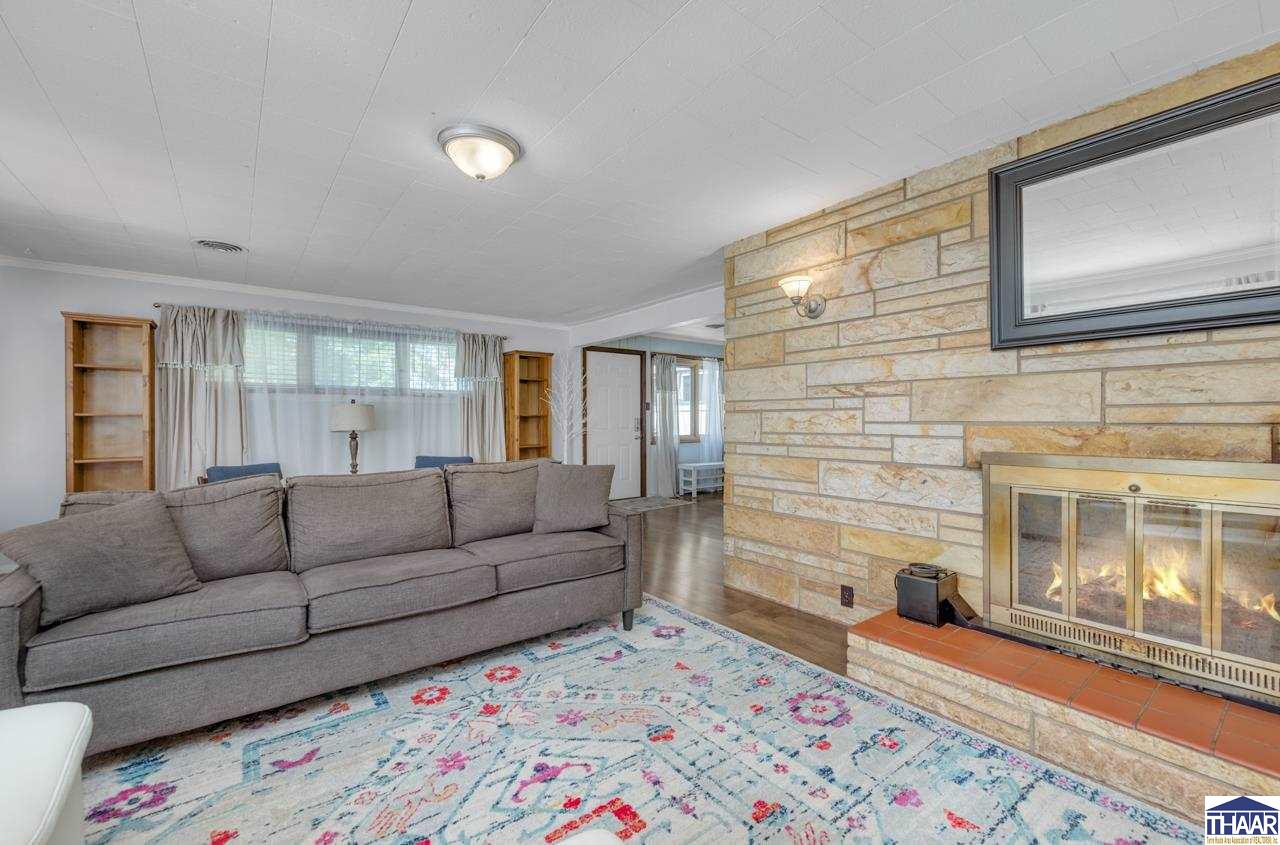 4207 E Margaret Drive
