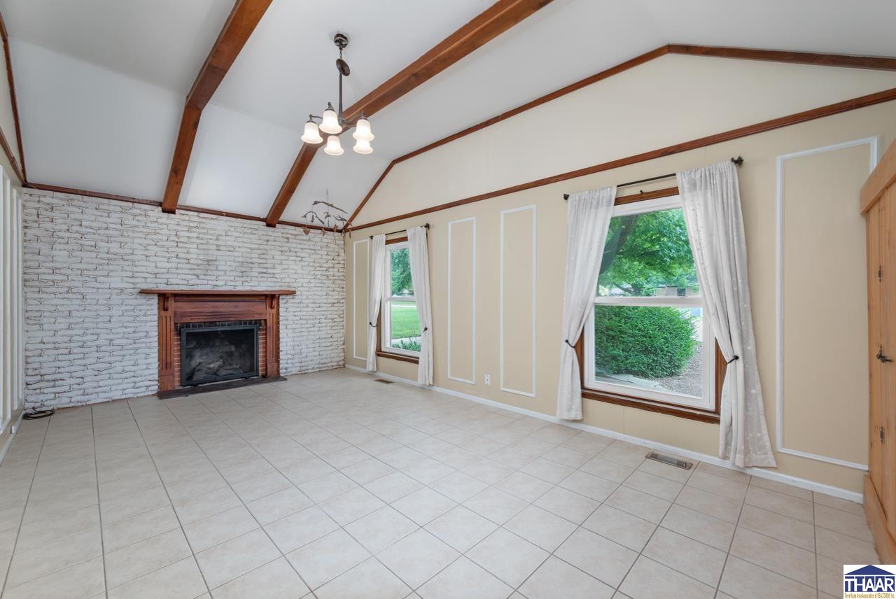 210 Circle Drive