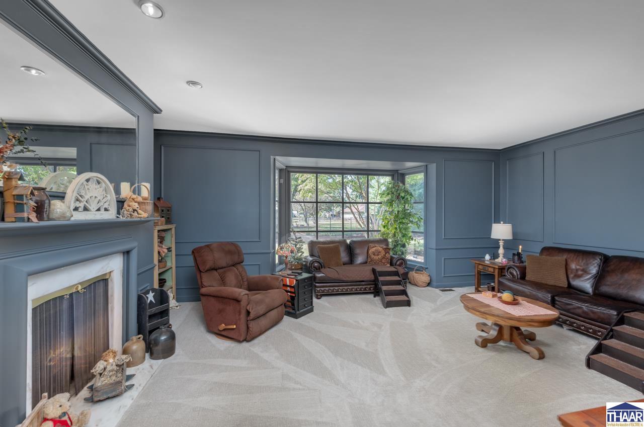 41 E Longridge Road