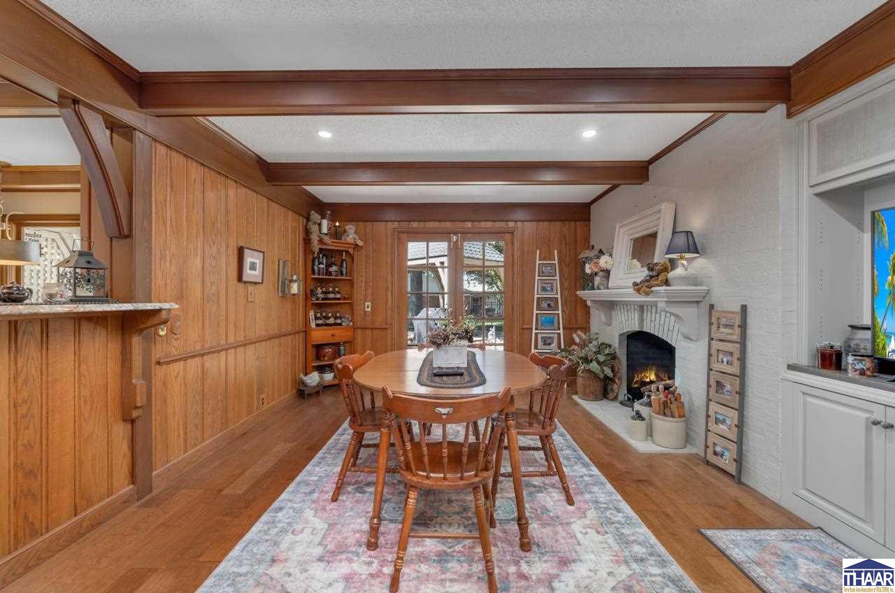 41 E Longridge Road
