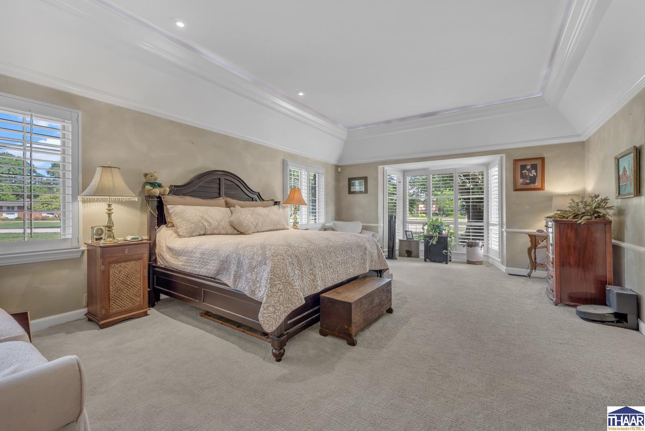 41 E Longridge Road