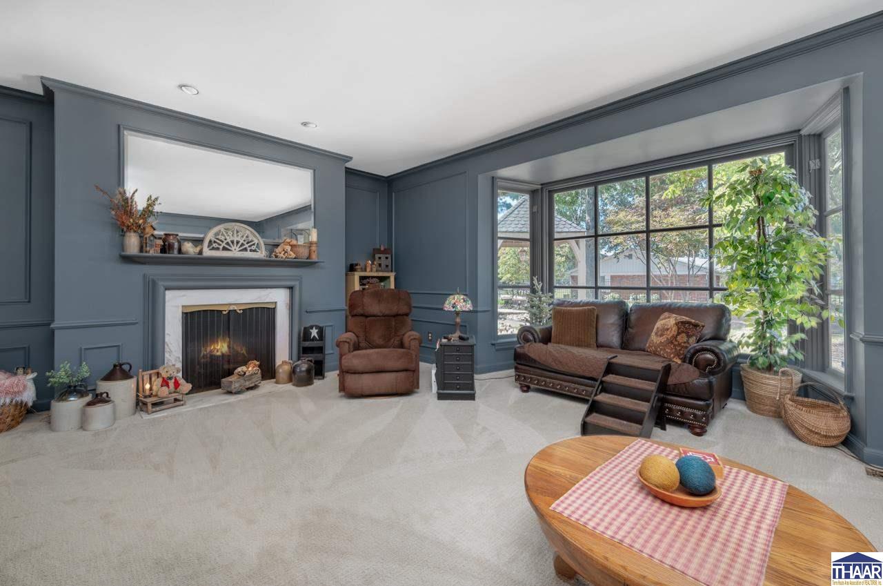41 E Longridge Road