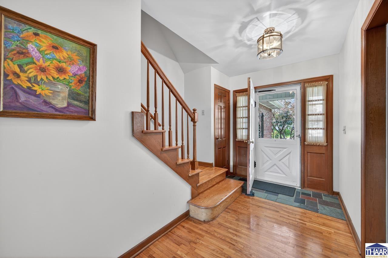 31 E Gateway Drive