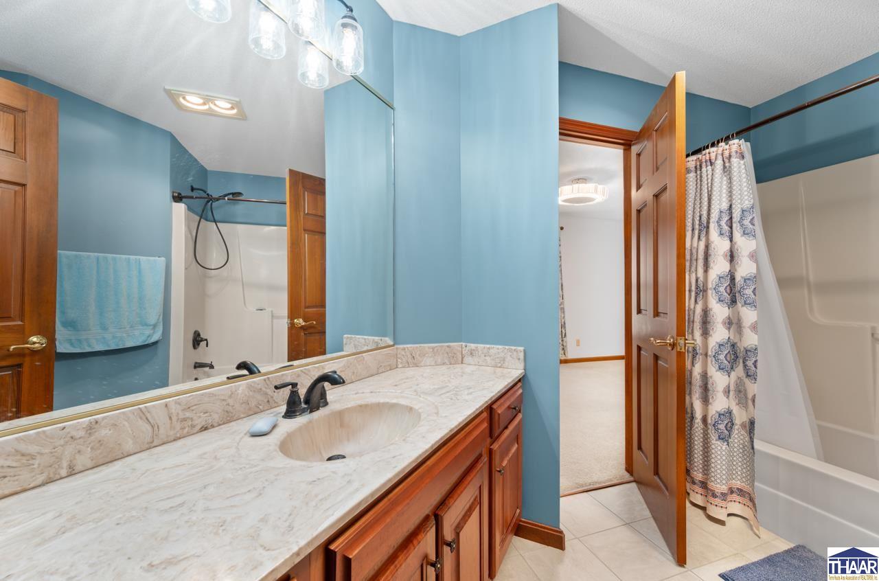 5696 S Ernest Street