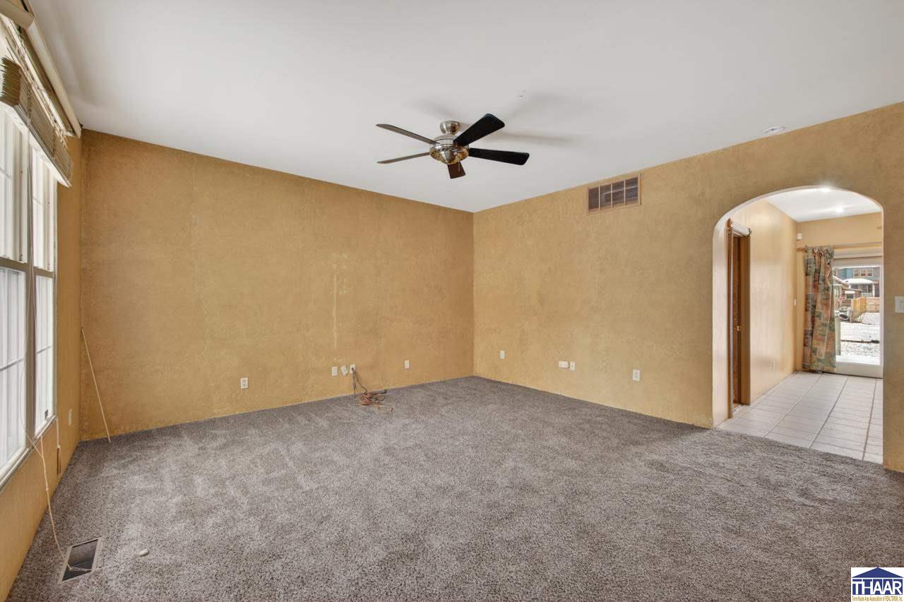 831 S 9th Street