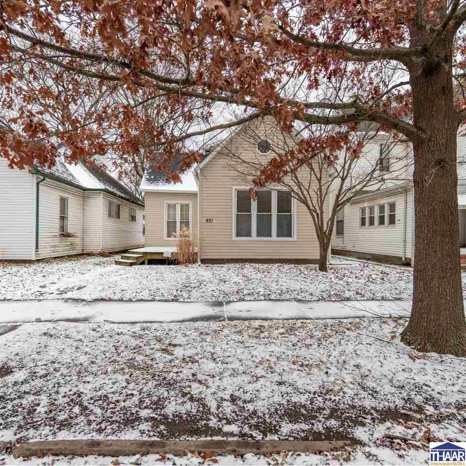 831 S 9th Street