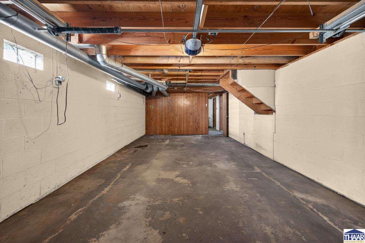 136 8th Avenue