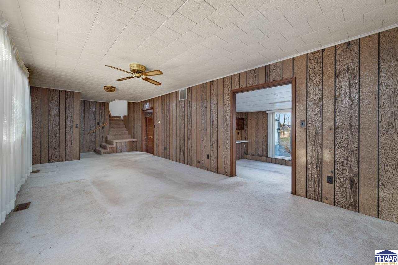 136 8th Avenue