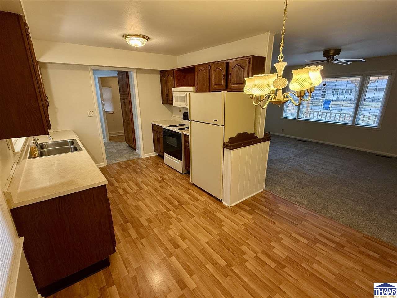 1043 N 38th Street