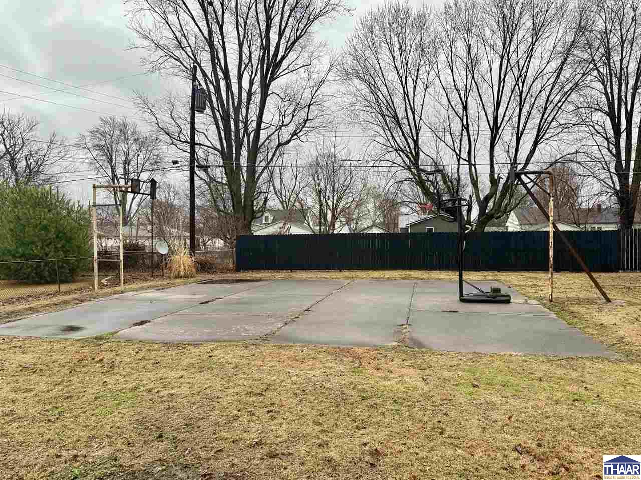 1043 N 38th Street