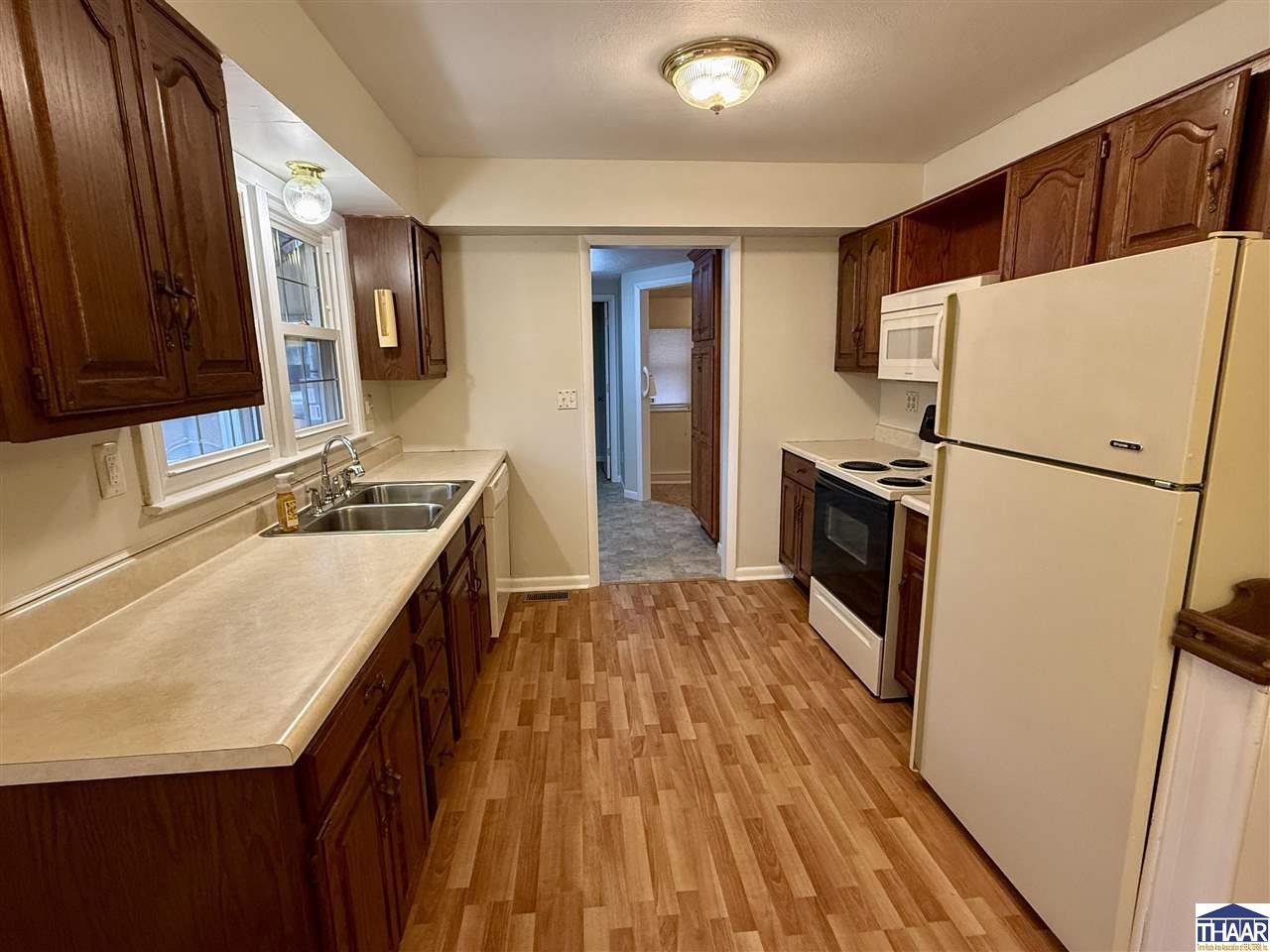 1043 N 38th Street