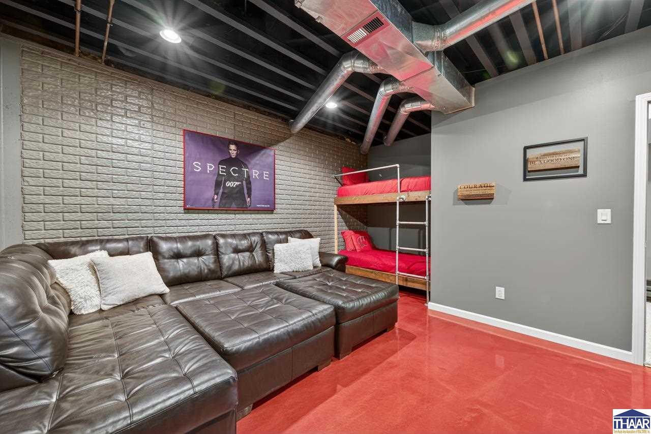 5423 Tottenham Circle