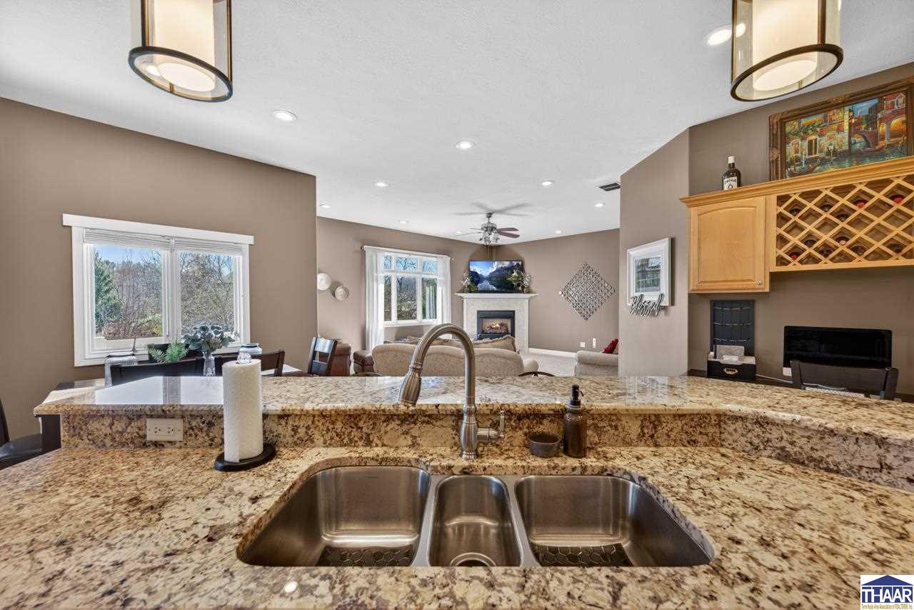 5423 Tottenham Circle