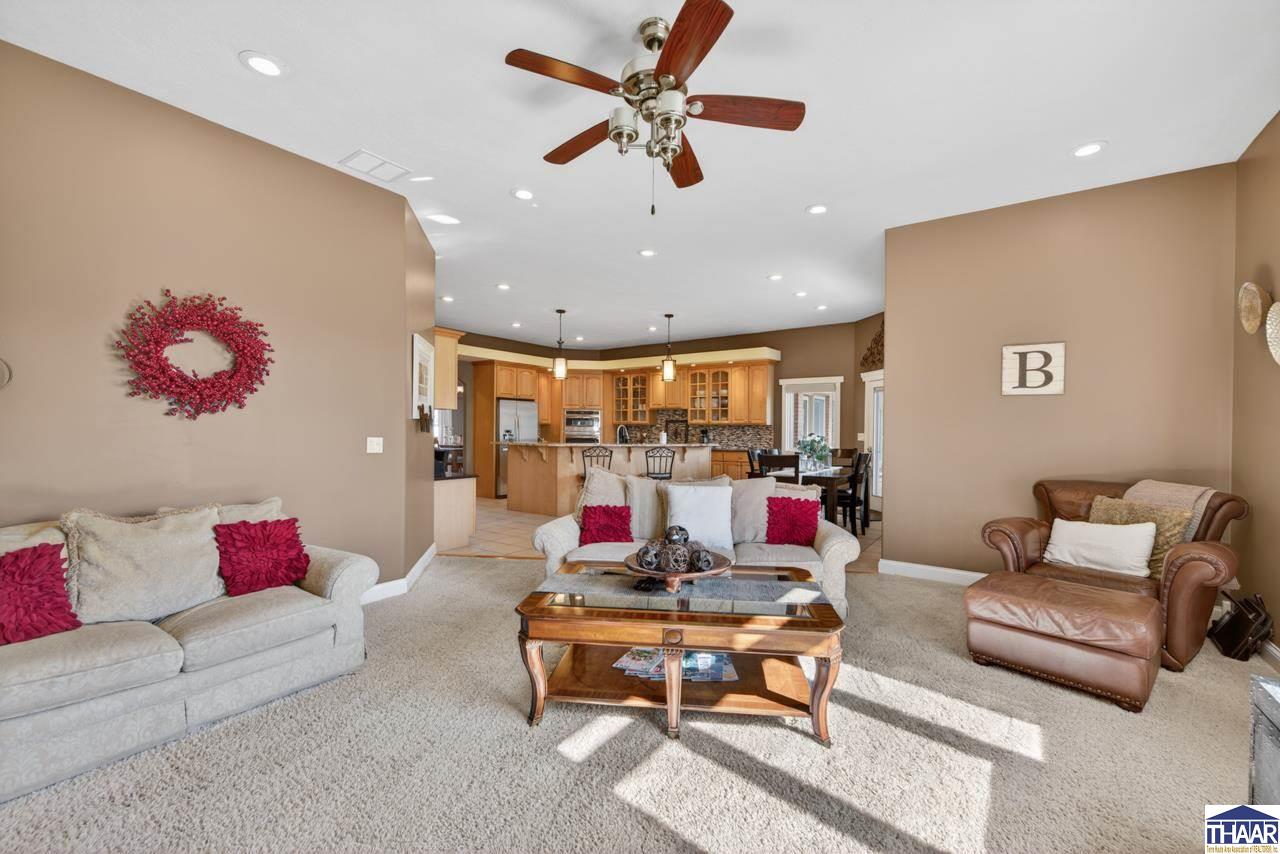 5423 Tottenham Circle