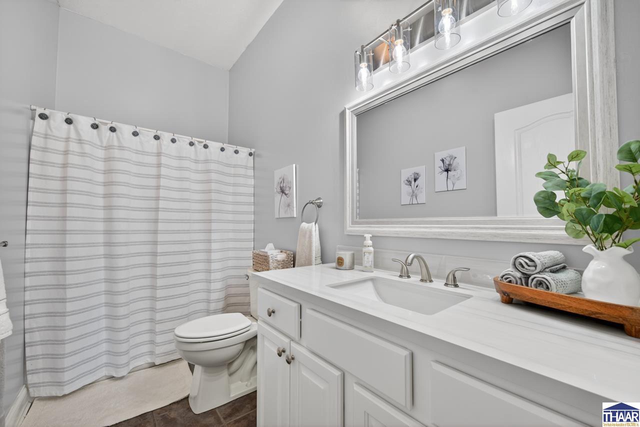 5423 Tottenham Circle