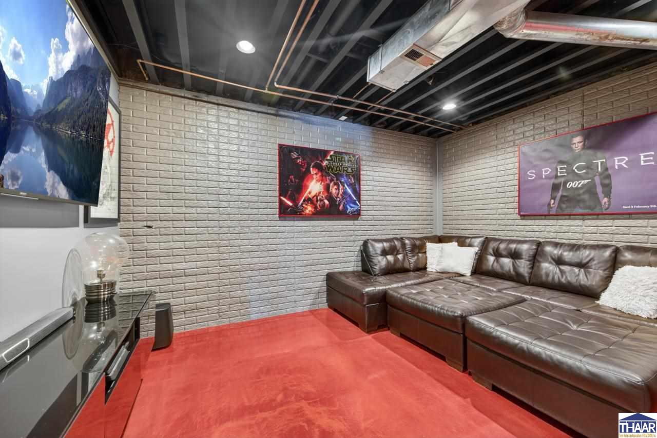 5423 Tottenham Circle