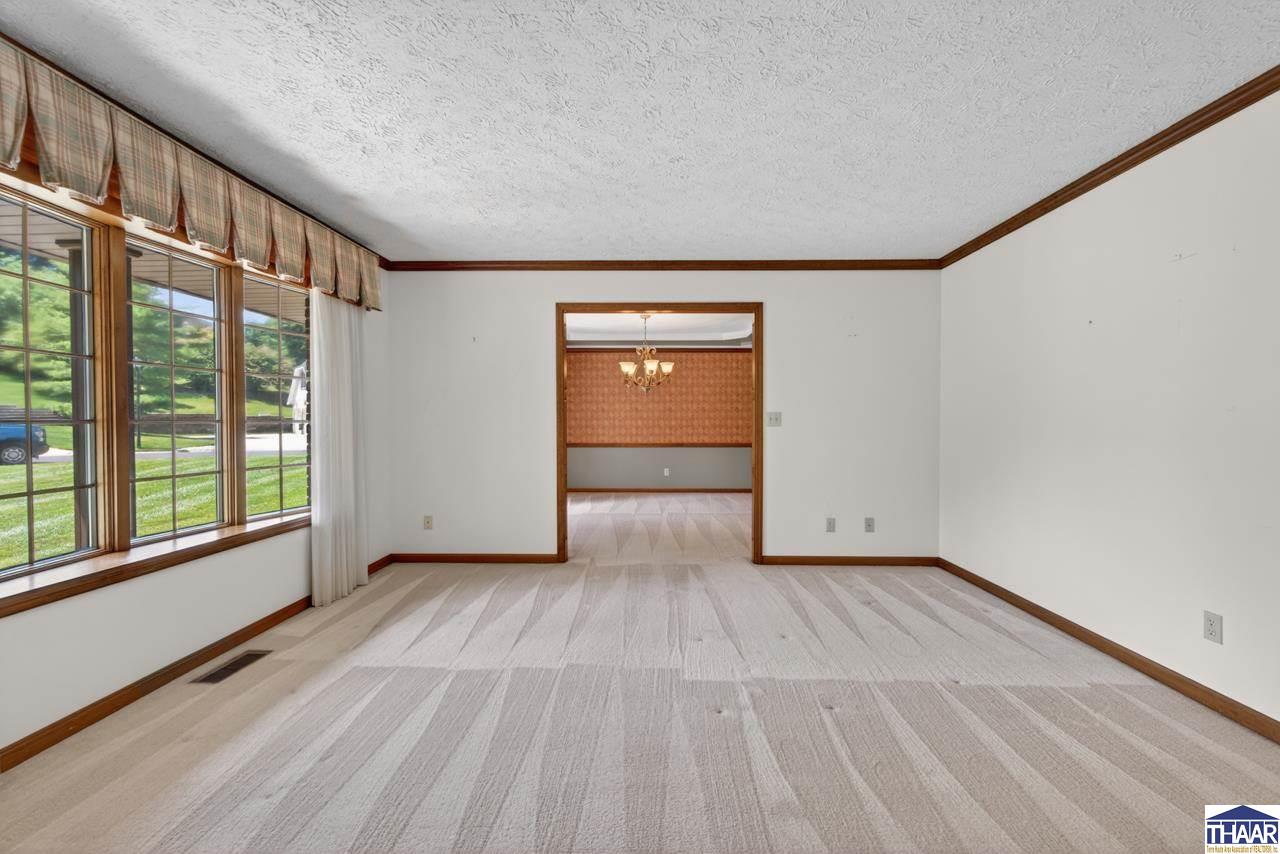 127 Rolling Valley Court