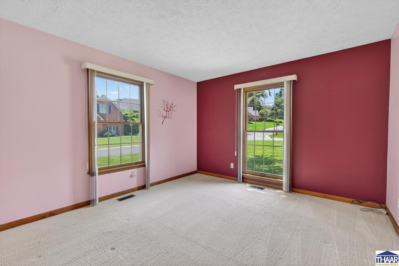 127 Rolling Valley Court